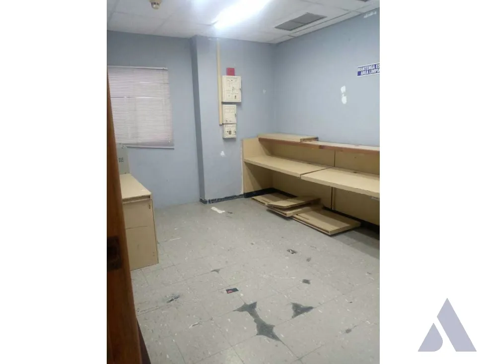 Alquilo oficina 56m2 Centro de Caracas 5065 - 9