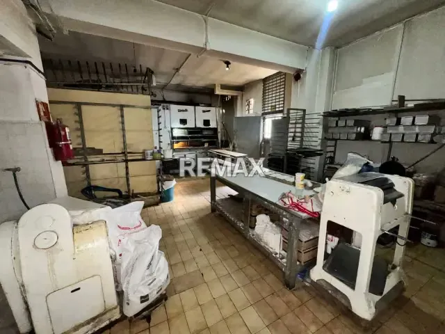 Excelente local comercial y fondo de comercio en venta en Los Chaguaramos - 14