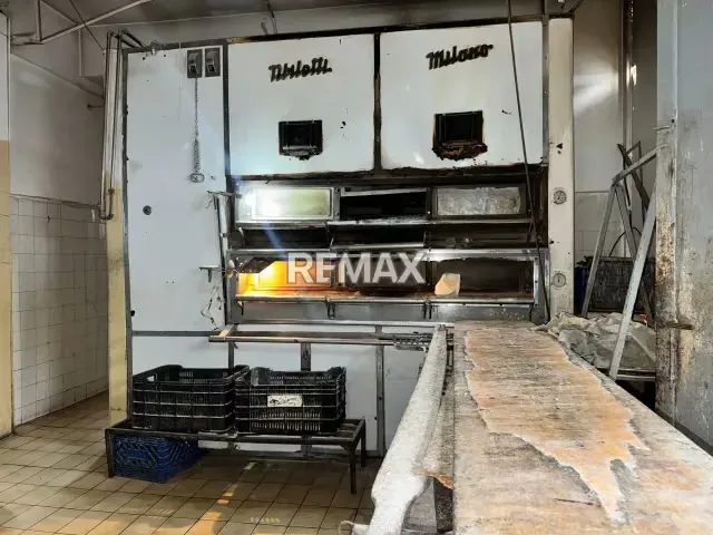 Excelente local comercial y fondo de comercio en venta en Los Chaguaramos - 16
