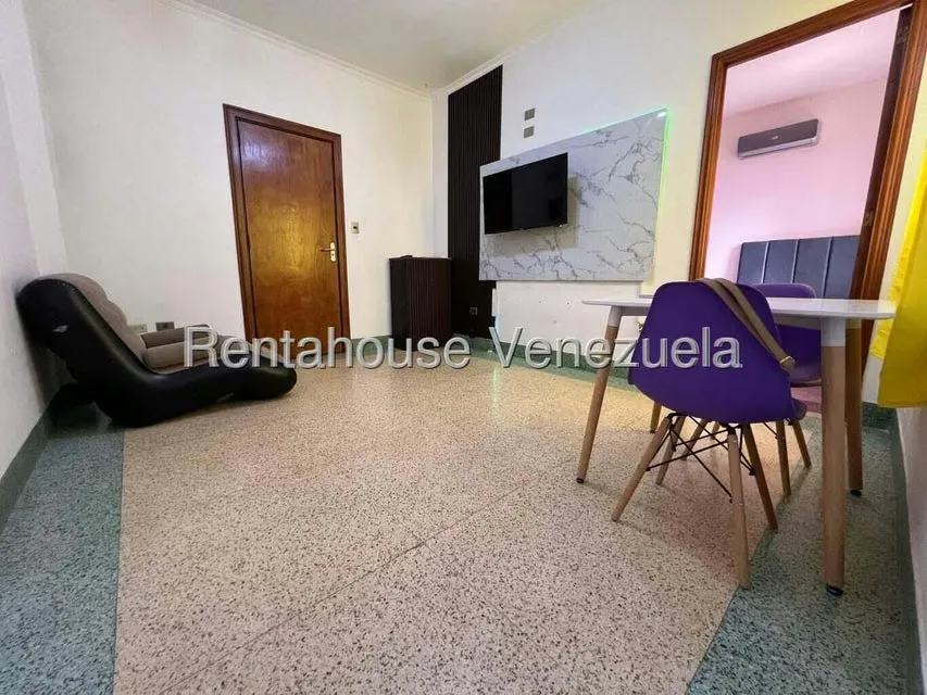 Apartamento (1 Nivel) en Venta en Parroquia Catedral, Distrito Metropolitano - 5