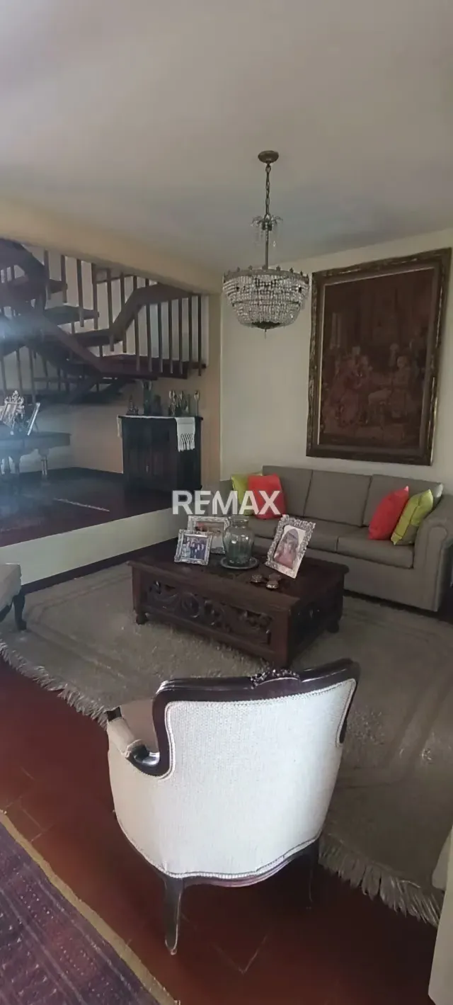 Venta de casa de 2 pisos en la urbanización los Libertadores Barquisimeto