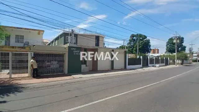 Casa en Venta Sector Juana de Ávila cerca de la clínica IZOT, Maracaibo, Zulia, VEN - 3