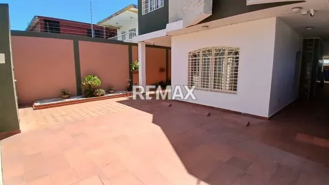 Casa en Venta Sector Juana de Ávila cerca de la clínica IZOT, Maracaibo, Zulia, VEN - 6