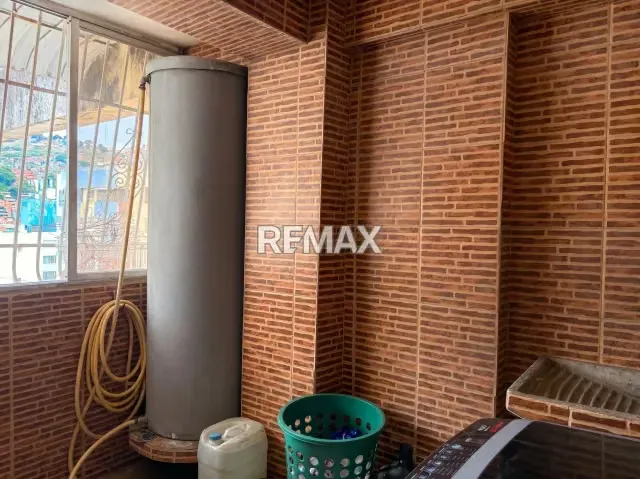 Amplio Pent-House de 4 Habitaciones en Venta, Piso 8, San Juan - 17