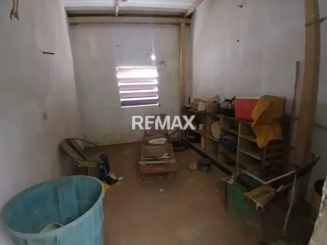 Se Vende Terreno con Bienhechurias en excelente ubicación Coro Edo Falcón - 6