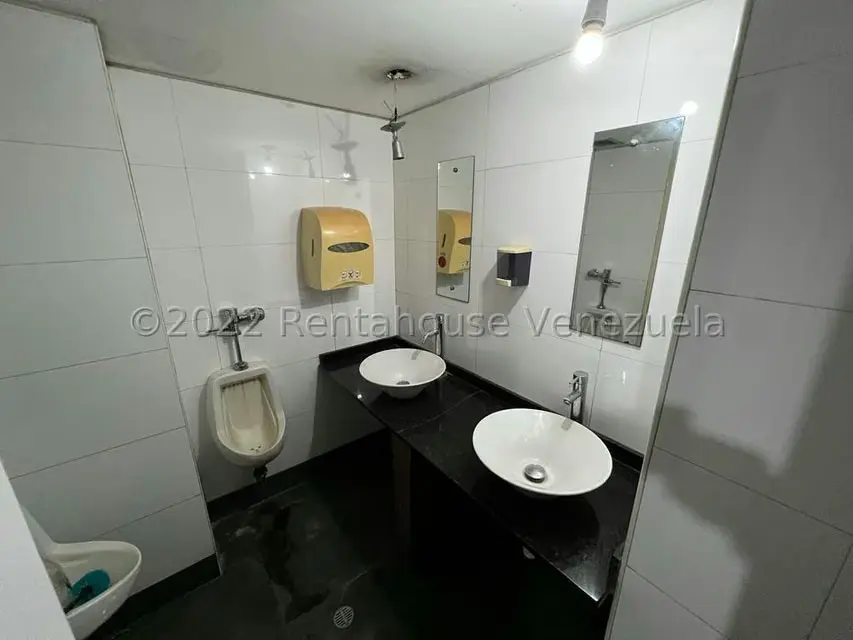 Local Comercial en Venta en Los Palos Grandes, Distrito Metropolitano - 10