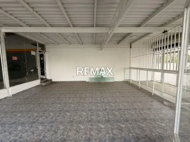 venta de galpon , locales comerciales - 13