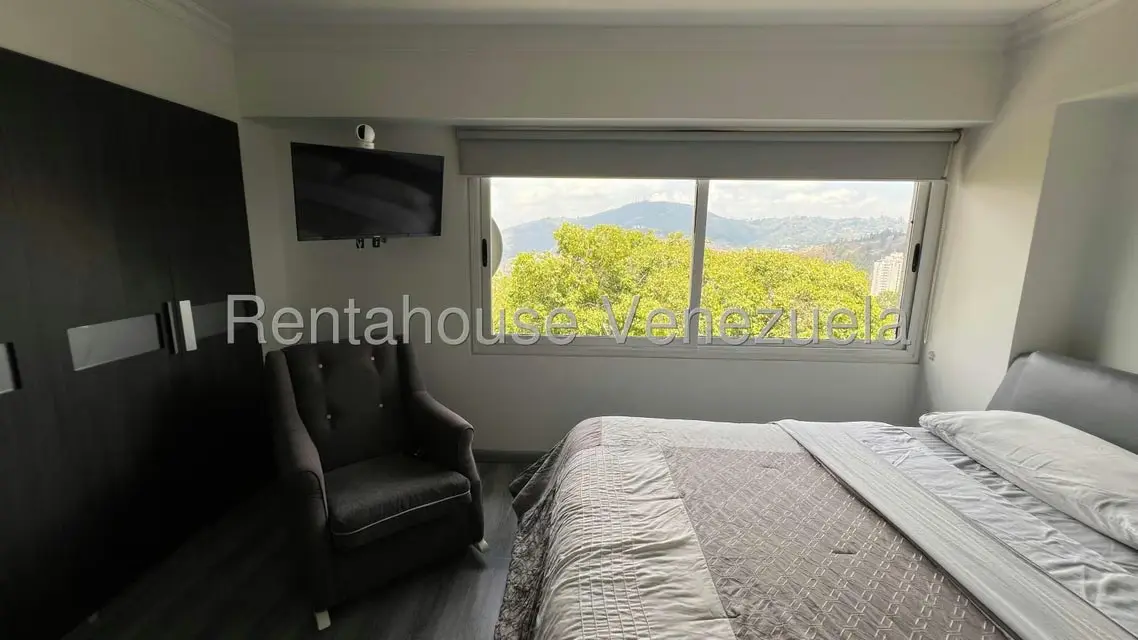 Apartamento (1 Nivel) en Venta en Lomas de Prados del Este, Distrito Metropolitano - 14