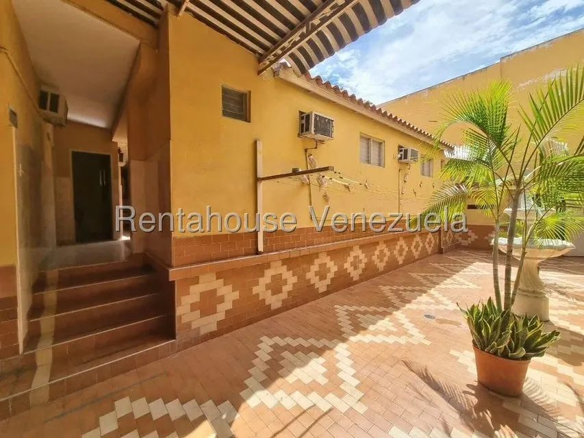 Casa (Multipes Niveles) en Venta en Centro, Lara - 28