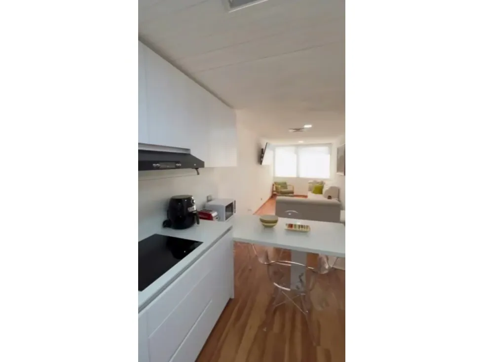 Se alquila suite 75m2 2h/1b/1p Chuao 7628 - 4