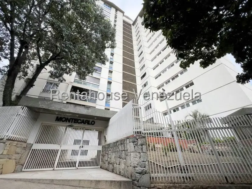 Apartamento (1 Nivel) en Alquiler en Colinas de Bello Monte, Distrito Metropolitano