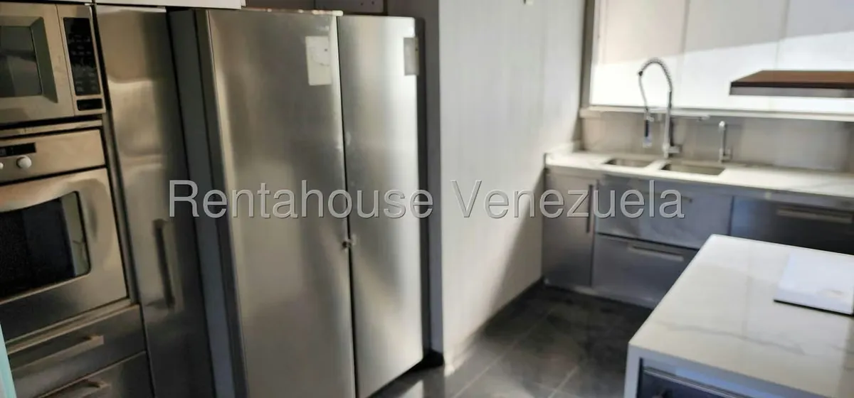 Apartamento (1 Nivel) en Alquiler en Colinas de Bello Monte, Distrito Metropolitano - 17
