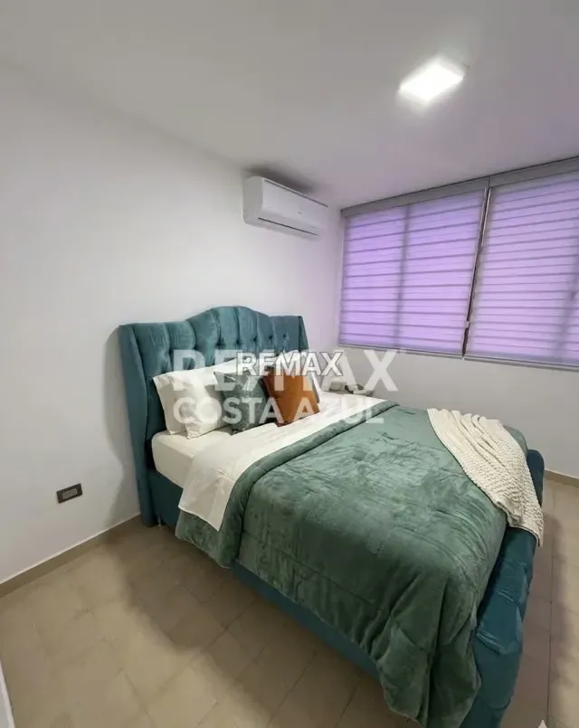 Descubre este impecable apartamento en el Edificio Punta Brava, comercializado por Costa Azul. - 12