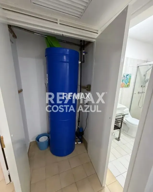 Descubre este impecable apartamento en el Edificio Punta Brava, comercializado por Costa Azul. - 14