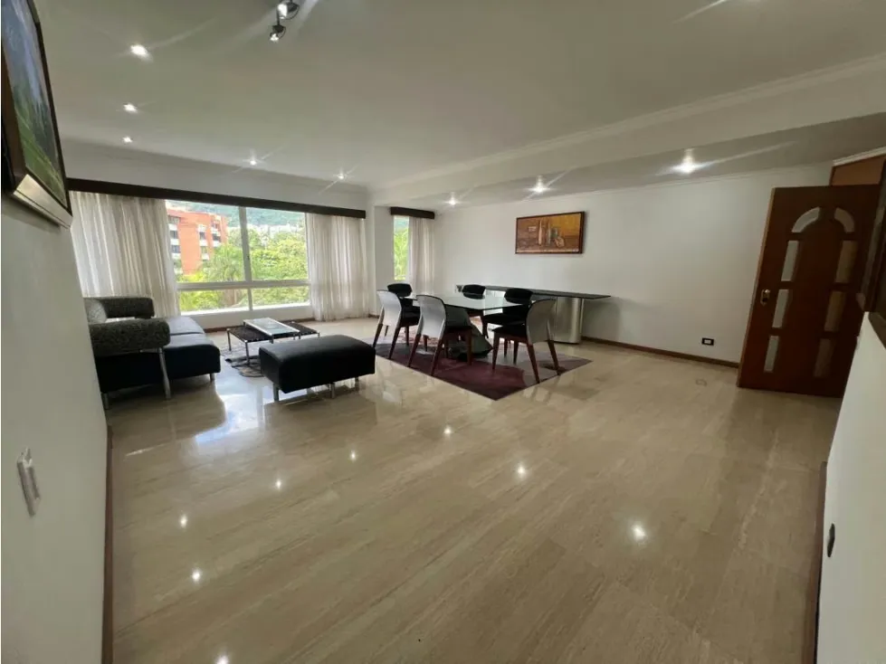Alquilo apartamento 145m2 Los Chorros 2608 - 11