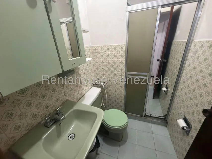 Apartamento (1 Nivel) en Venta en Los Teques, Miranda - 7