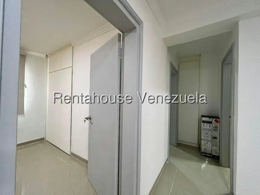 Apartamento (1 Nivel) en Alquiler en Conjunto Residencial Juan Pablo II, Aragua - 11
