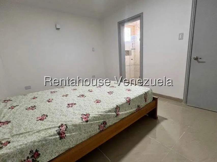 Apartamento (1 Nivel) en Alquiler en Conjunto Residencial Juan Pablo II, Aragua - 13