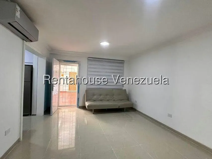 Apartamento (1 Nivel) en Alquiler en Conjunto Residencial Juan Pablo II, Aragua - 4