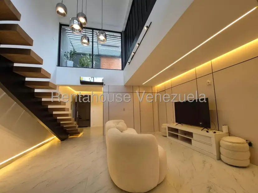 Apartamento (Duplex) en Venta en La Union, Distrito Metropolitano