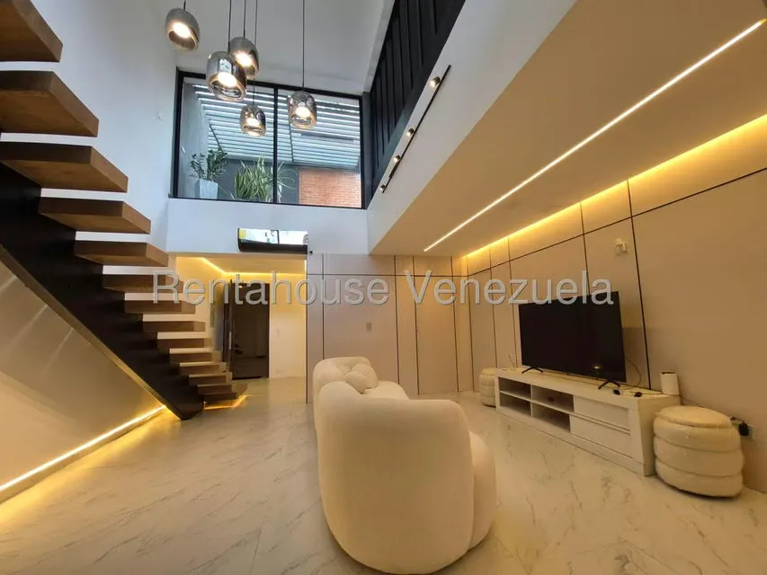 Apartamento (Duplex) en Venta en La Union, Distrito Metropolitano