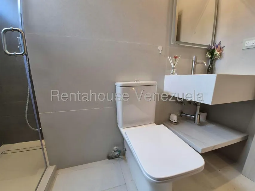 Apartamento (Duplex) en Venta en La Union, Distrito Metropolitano - 43