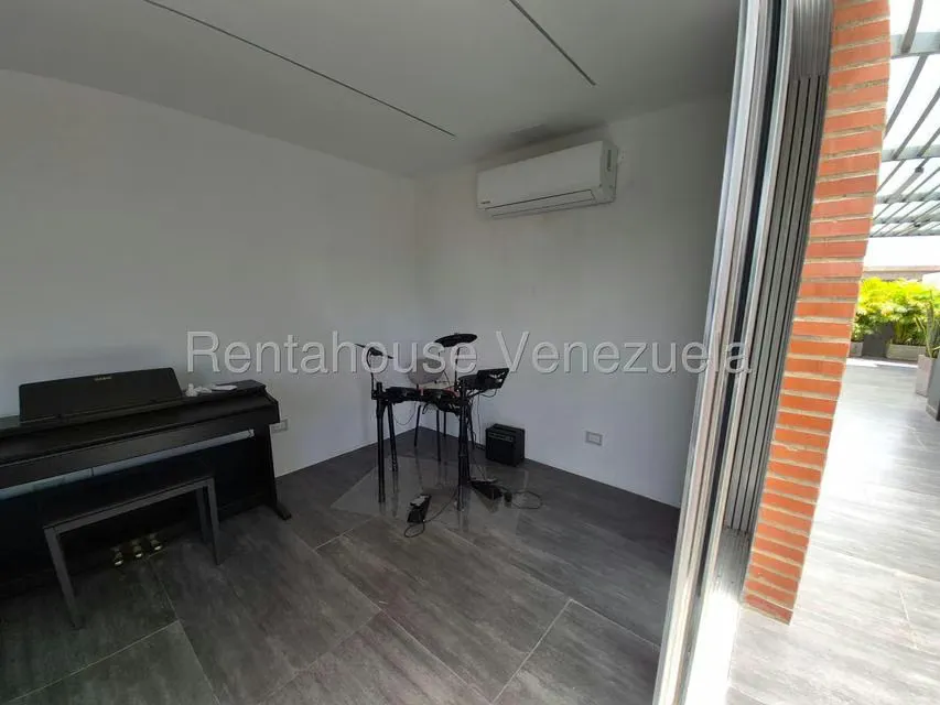 Apartamento (Duplex) en Venta en La Union, Distrito Metropolitano - 59