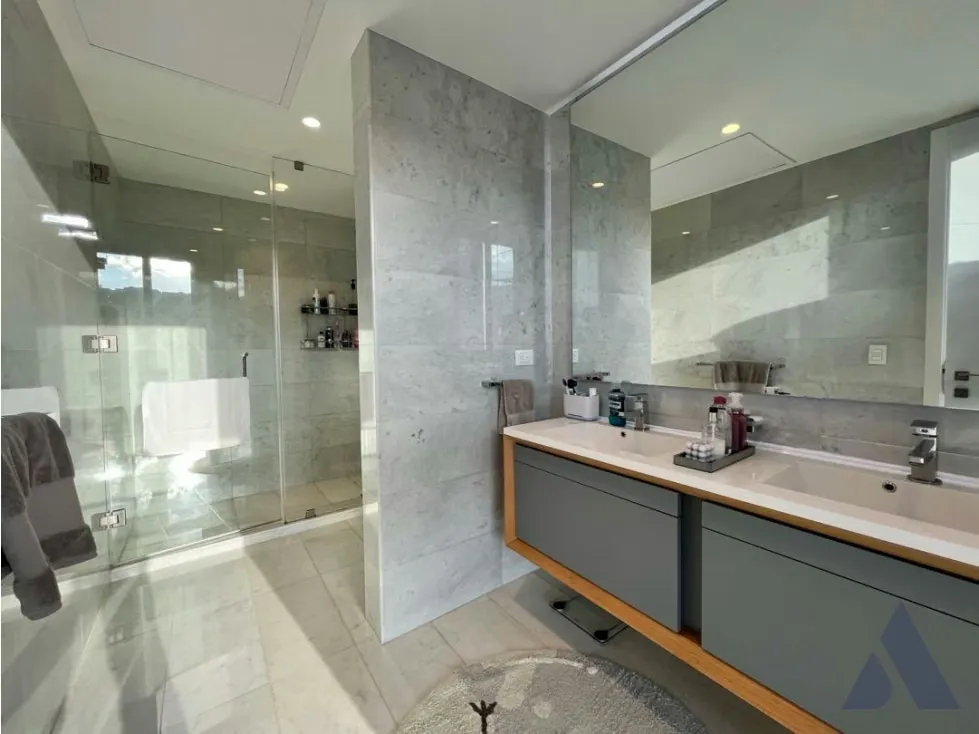 Vendo Apartamento Penthouse 277m2 Moderno Las Mercedes - 24