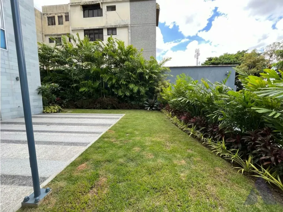 Vendo Apartamento Penthouse 277m2 Moderno Las Mercedes - 4