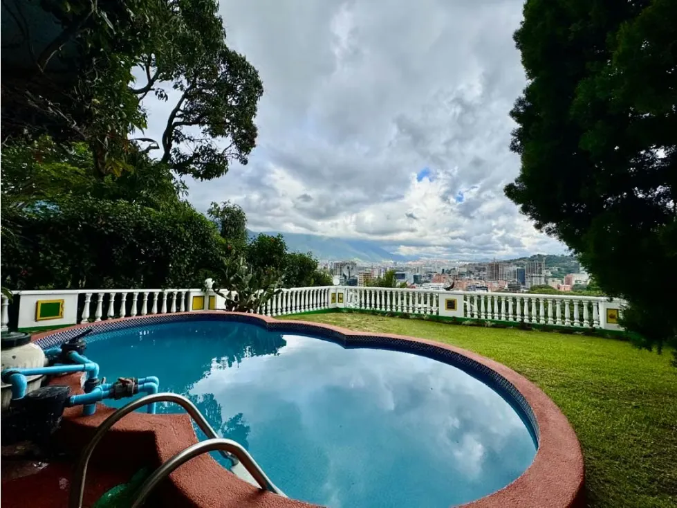 Se vende PB 294m2 4h+s+ch/6b/4p Chulavista