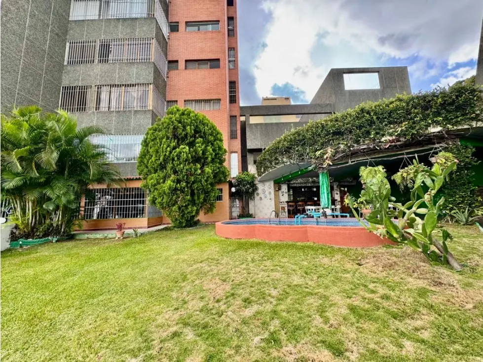 Se vende PB 294m2 4h+s+ch/6b/4p Chulavista - 4
