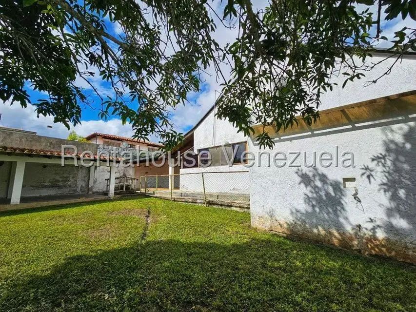 Casa (Duplex) en Venta en Lomas de La Lagunita, Distrito Metropolitano - 18