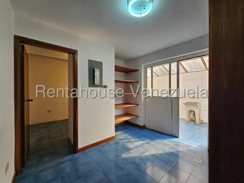Casa (Duplex) en Venta en Lomas de La Lagunita, Distrito Metropolitano - 33