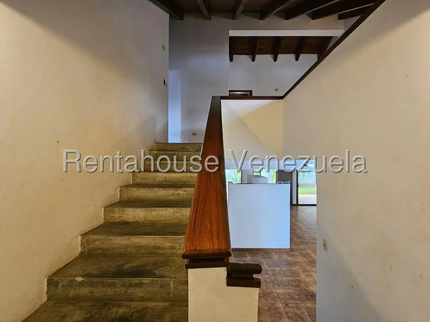 Casa (Duplex) en Venta en Lomas de La Lagunita, Distrito Metropolitano - 39