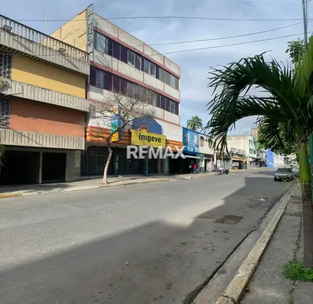 SE VENDE EDIFICIO COMERCIAL CALLE 19 - 15