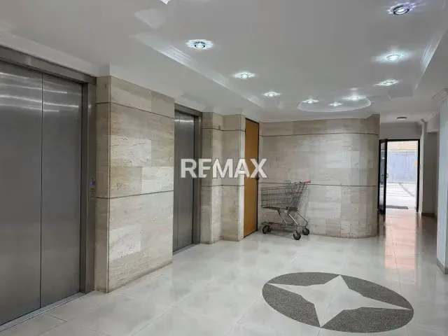 Venta de Apto La Trigaleña Alta, totalmente remodelado - 2