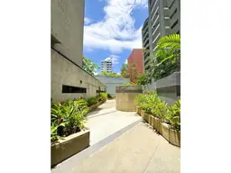View 16