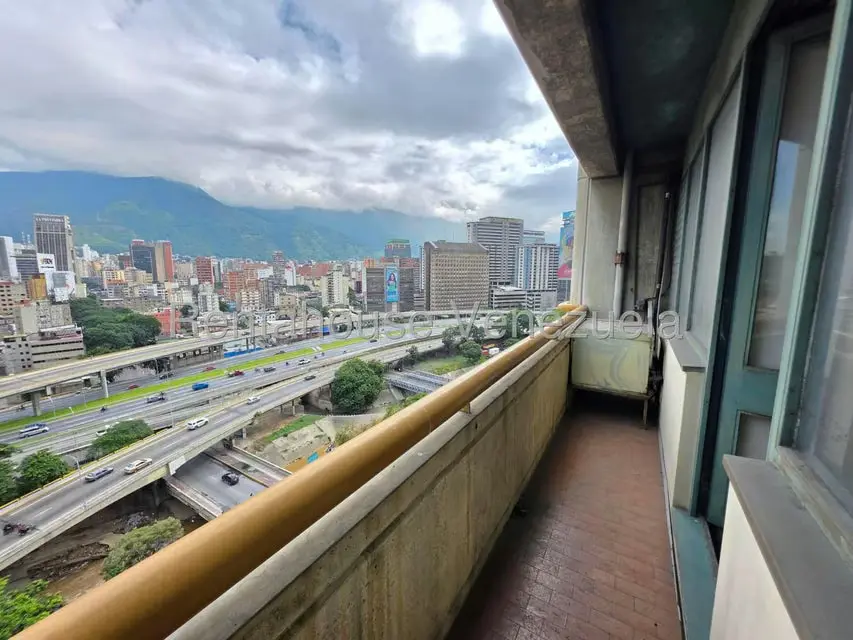 Oficina en Venta en Bello Monte, Distrito Metropolitano - 11