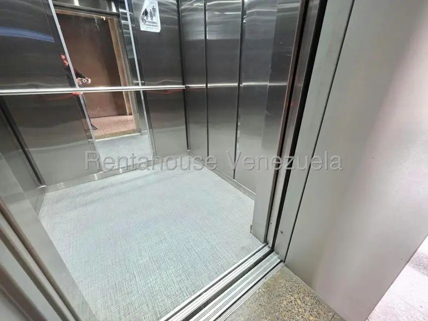 Oficina en Venta en Bello Monte, Distrito Metropolitano - 30
