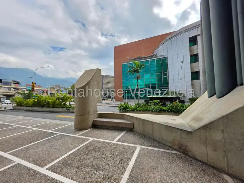 Oficina en Venta en Bello Monte, Distrito Metropolitano - 35