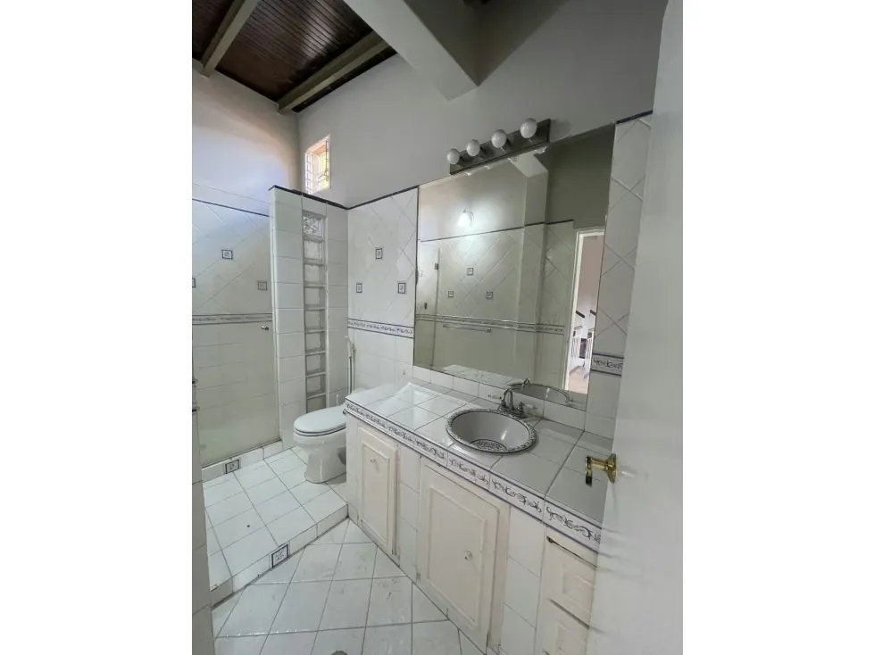 Casa en venta urbanizacion Prados del Este - 8