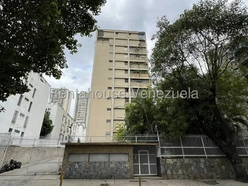 Apartamento (Duplex) en Alquiler en Sebucan, Distrito Metropolitano