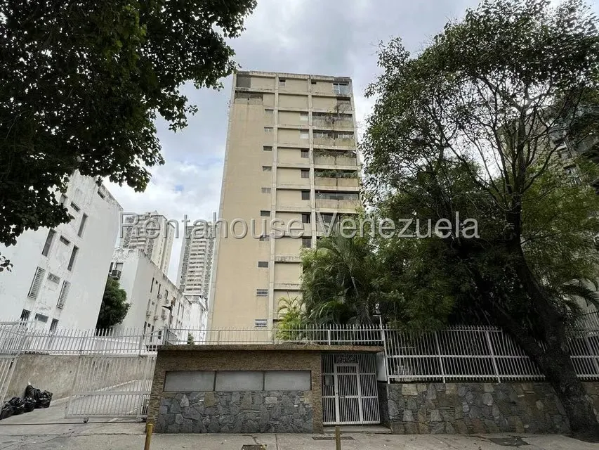 Apartamento (Duplex) en Alquiler en Sebucan, Distrito Metropolitano