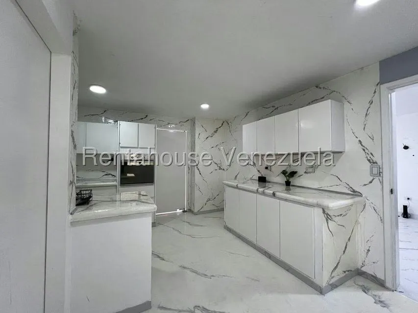 Apartamento (Duplex) en Alquiler en Sebucan, Distrito Metropolitano - 12