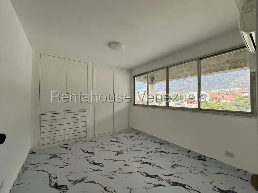Apartamento (Duplex) en Alquiler en Sebucan, Distrito Metropolitano - 28