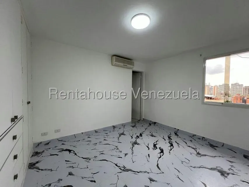 Apartamento (Duplex) en Alquiler en Sebucan, Distrito Metropolitano - 31