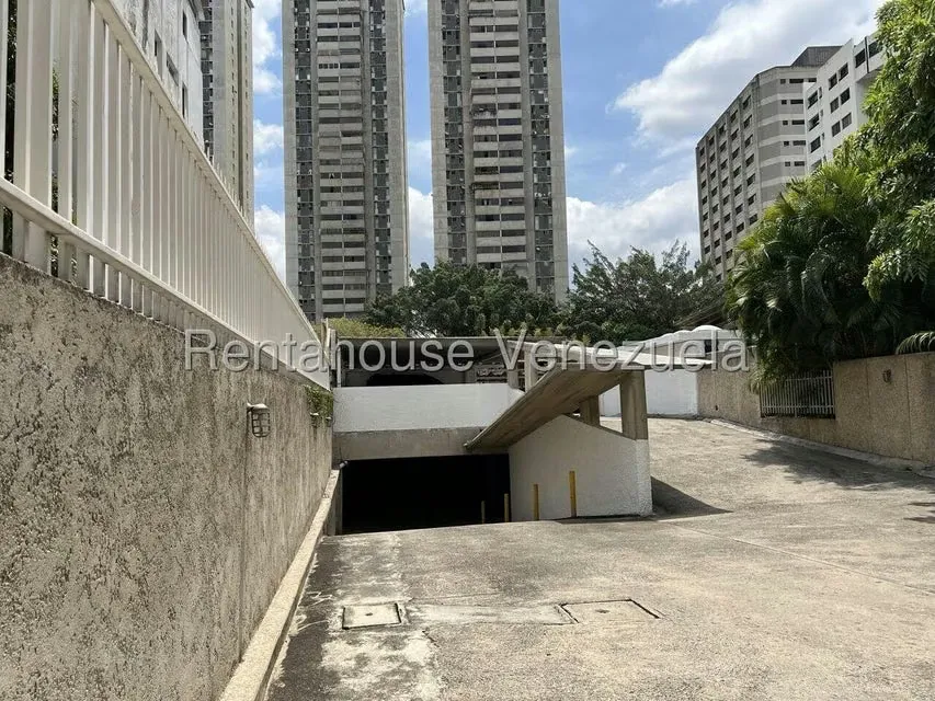 Apartamento (Duplex) en Alquiler en Sebucan, Distrito Metropolitano - 50