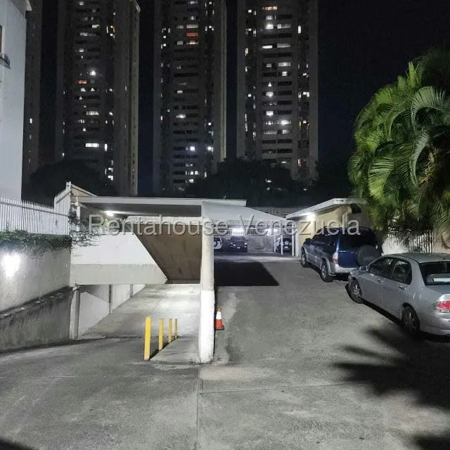 Apartamento (Duplex) en Alquiler en Sebucan, Distrito Metropolitano - 62
