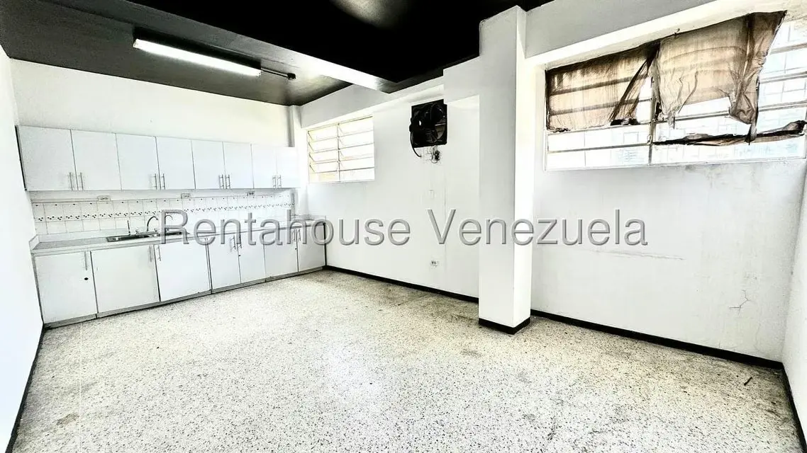 Local Comercial en Alquiler en Bello Monte, Distrito Metropolitano - 7