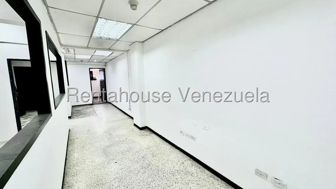 Local Comercial en Alquiler en Bello Monte, Distrito Metropolitano - 10
